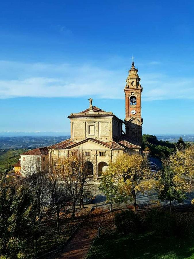 Hostal Casa Badinot Diano dʼAlba Exterior foto
